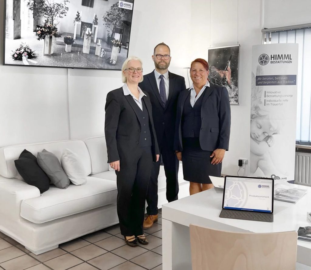 Das HIMML VORSORGE Team im Büro